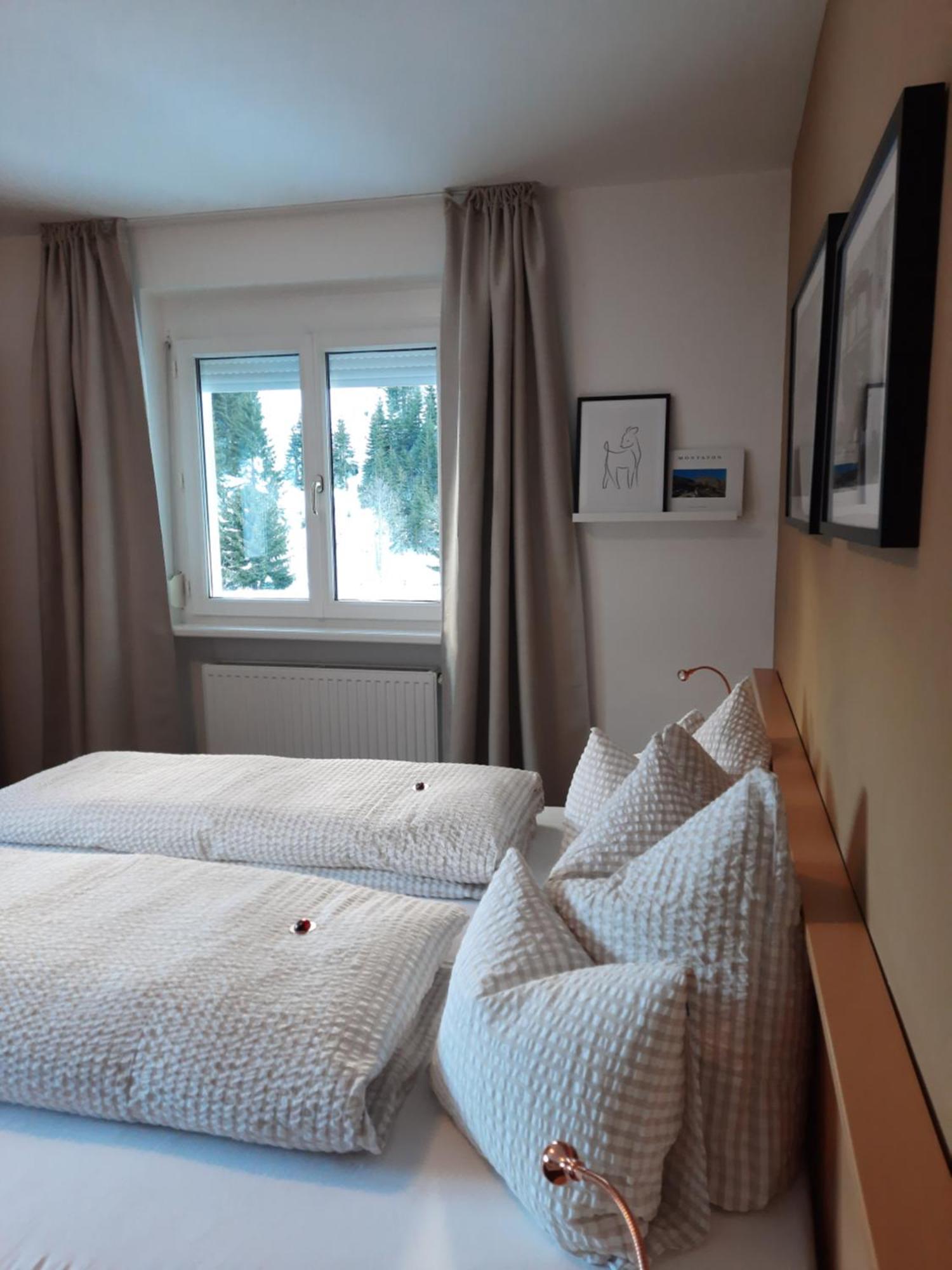 Valbella Bed & Breakfast Partenen Habitación foto